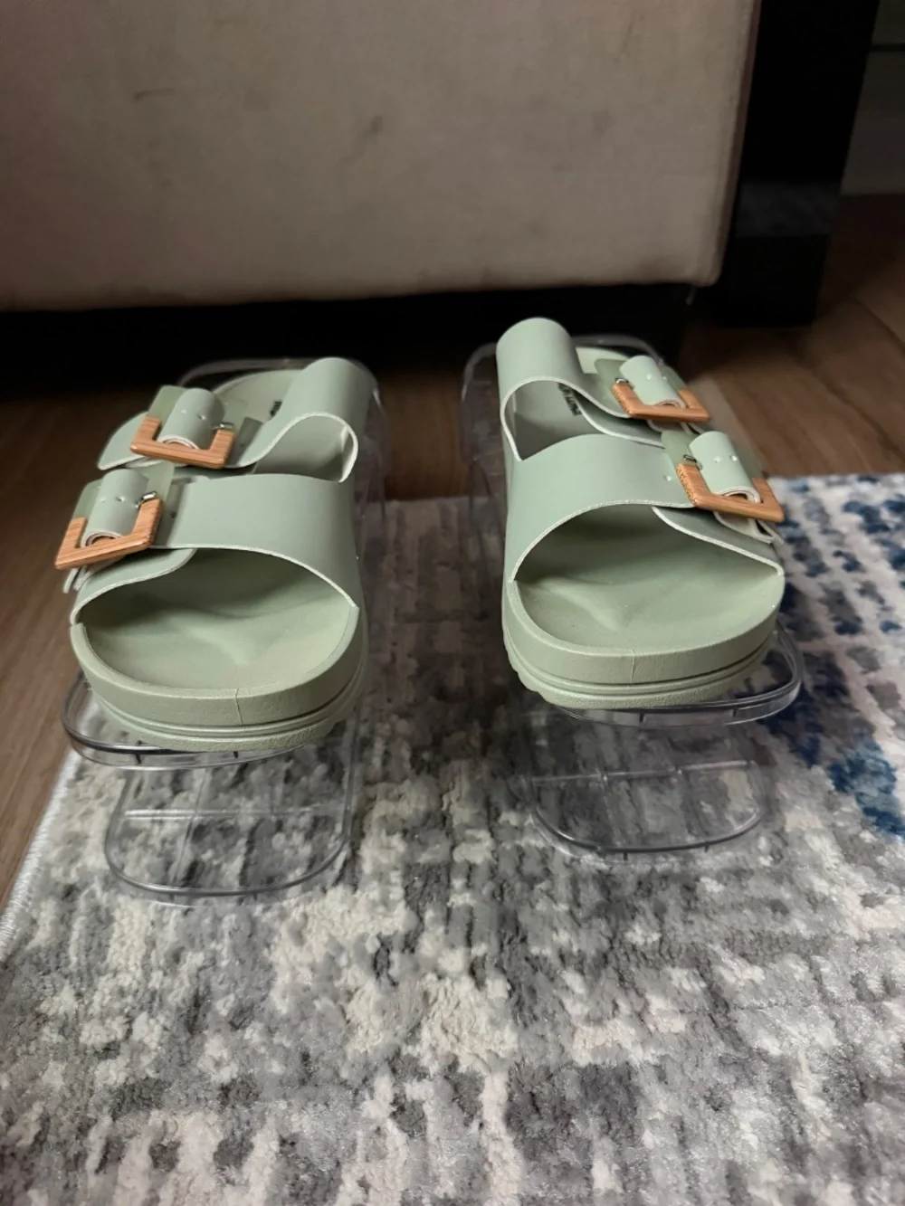 MUK LUKS Isabelle Sandal - Sage